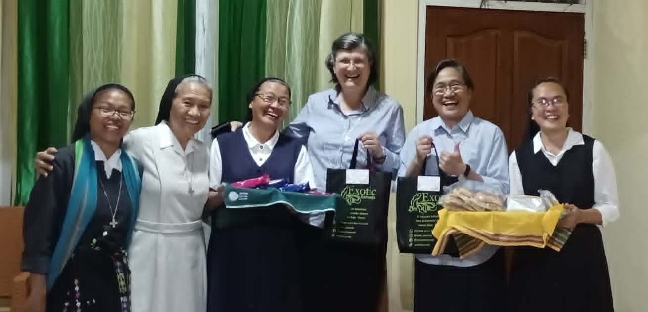 A Grace-Filled Visit to the Ruteng Community, Indonesia