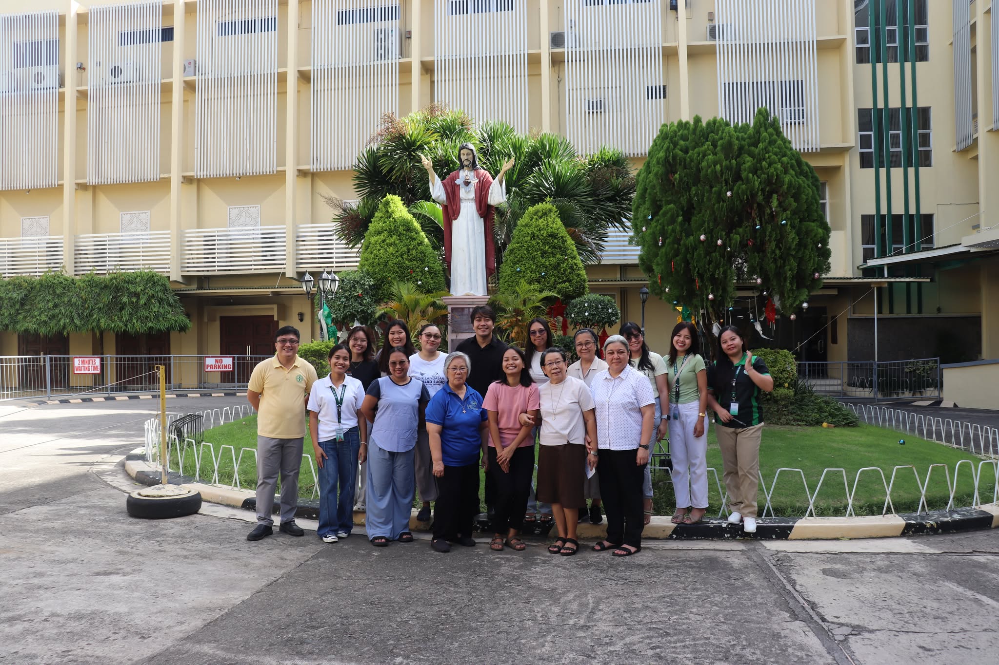 Pause from Motion: A Life Direction Session with Sr. Felisa and Sr. Patricia