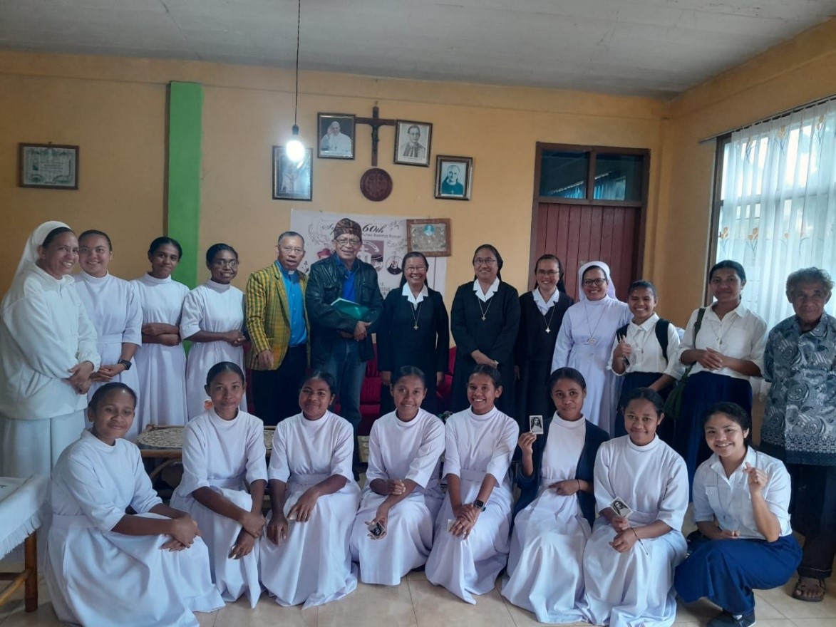 Visit of Sr. Lynn to the Hijas de Jesús Community – Indonesia